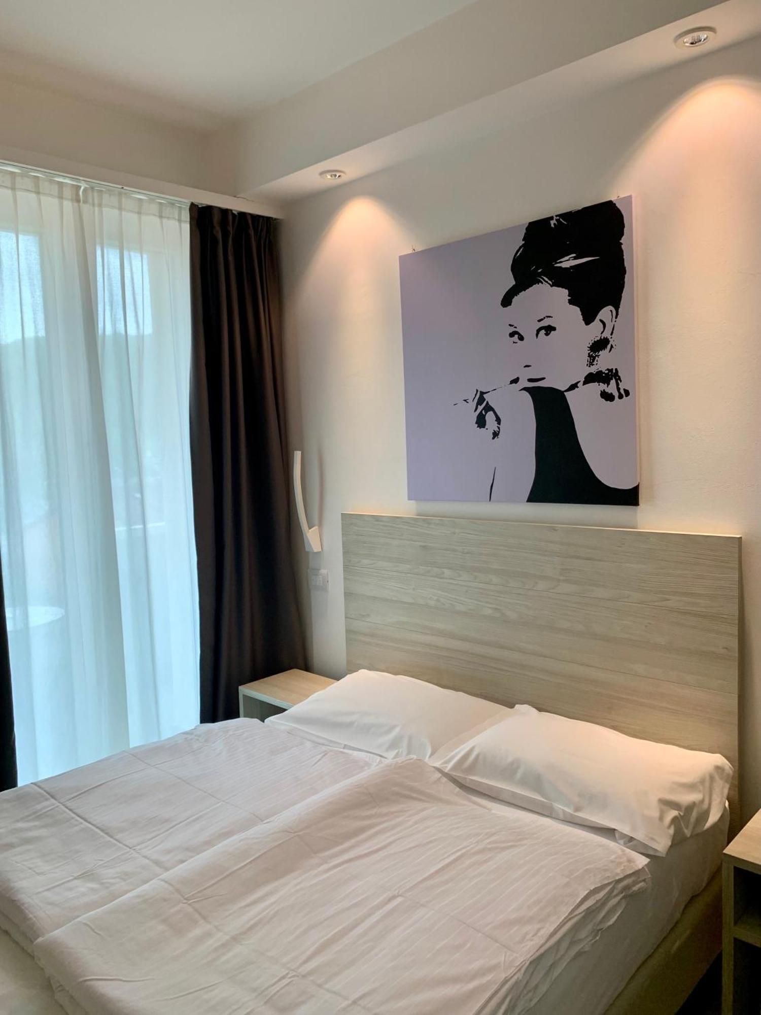 Hotel Italia Гарда Екстер'єр фото